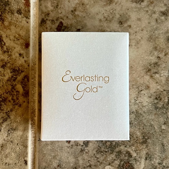 Brand New! 10K Gold Cherry-like Earrings - Picture 2 of 4